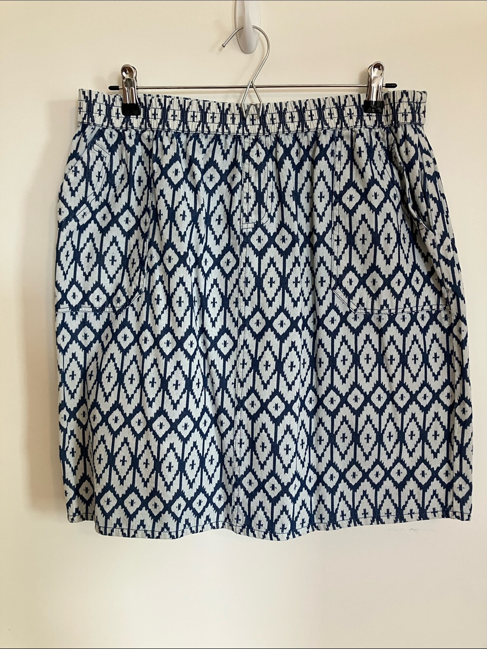 Studio West Navy and White Ikat Print Mini Skirt